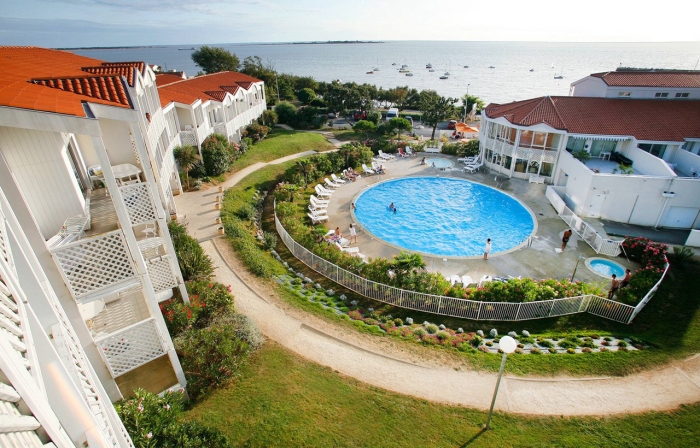 Camping - Fouras - Poitou-Charentes - Résidence Odalys Les Terrasses de Fort Boyard - Image #1