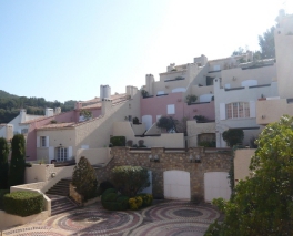 Camping - Saint-Cyr-sur-Mer - Provence-Alpes-Côte d'Azur - Résidence Le Hameau de la Madrague - Image #8